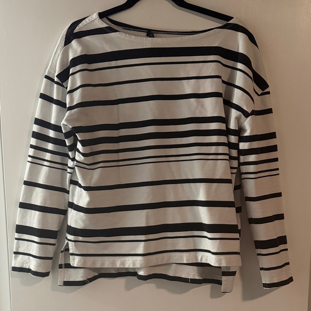 BCBGMaxAzria Black and White Striped Long Sleeve Top